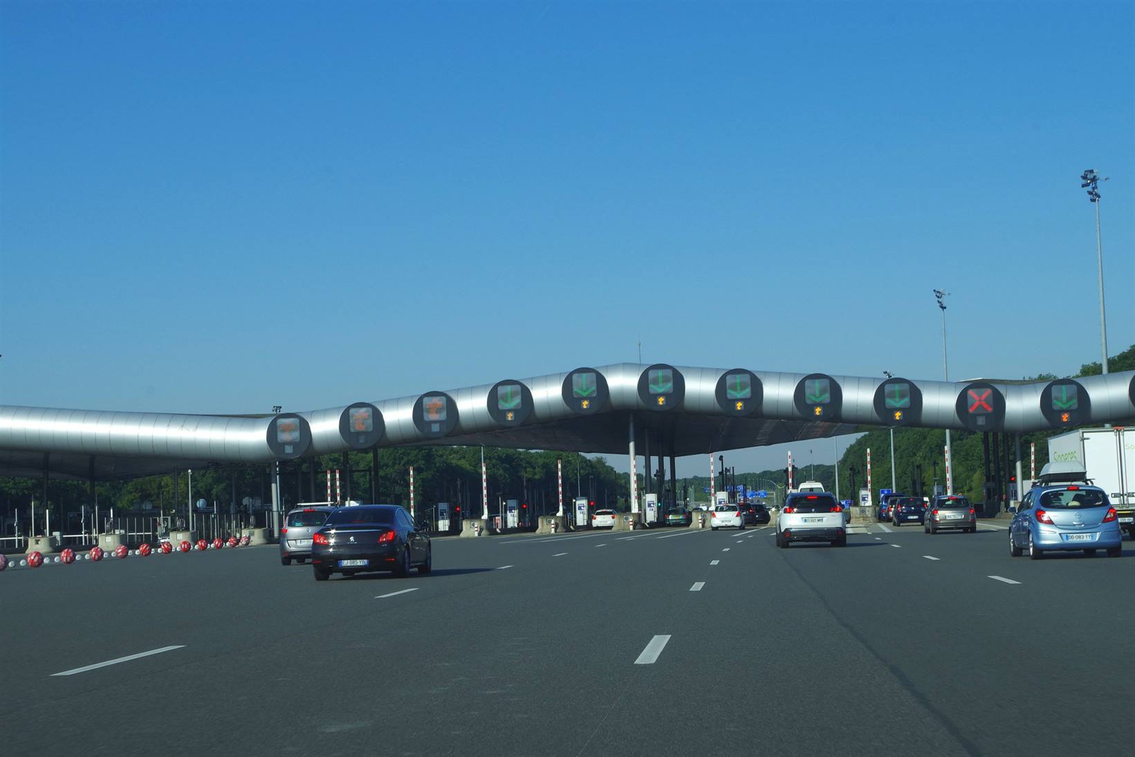 Pedágio  em uma rodovia         