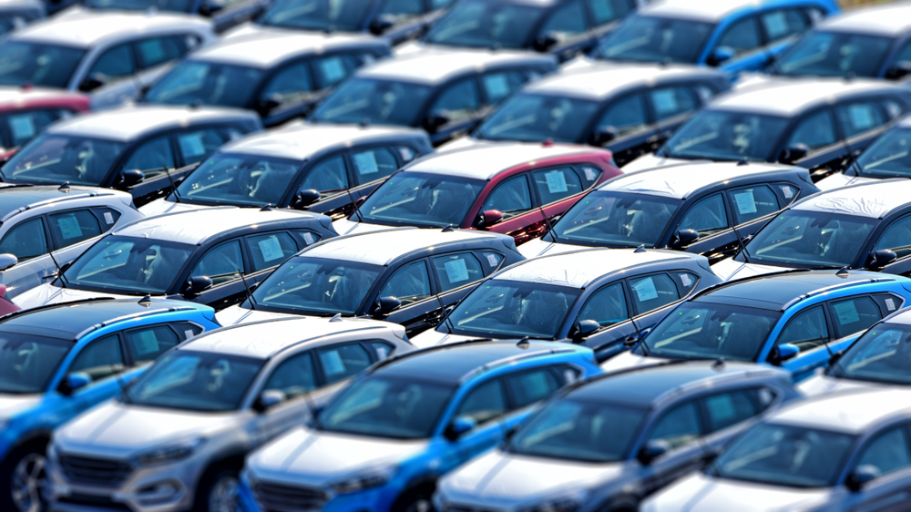 Pátio de carros apreendidos