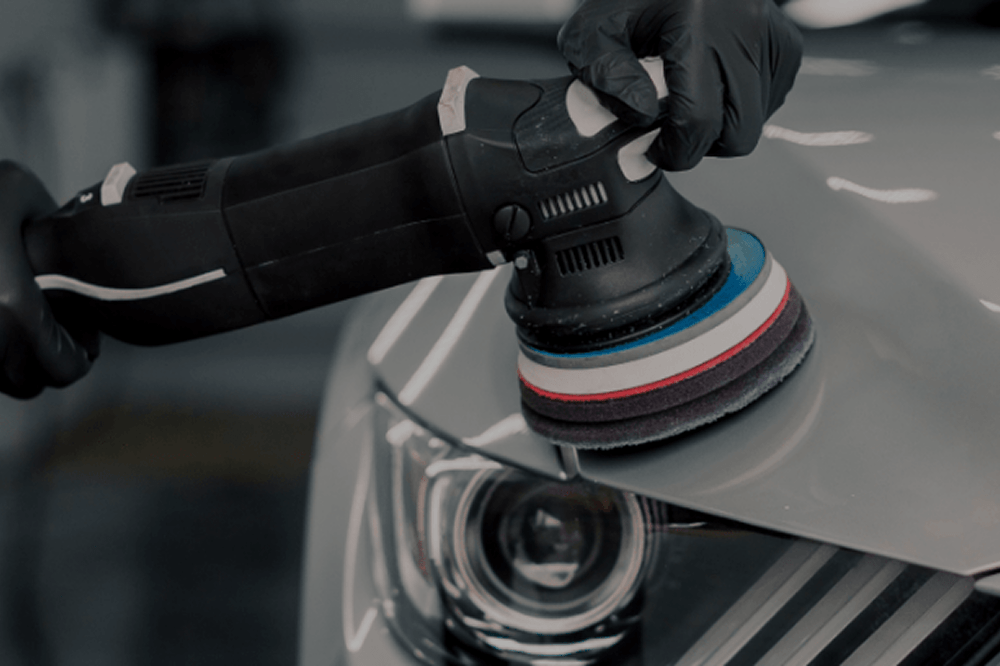 Polimento automotivo e cristalização: benefícios para a estética do seu carro