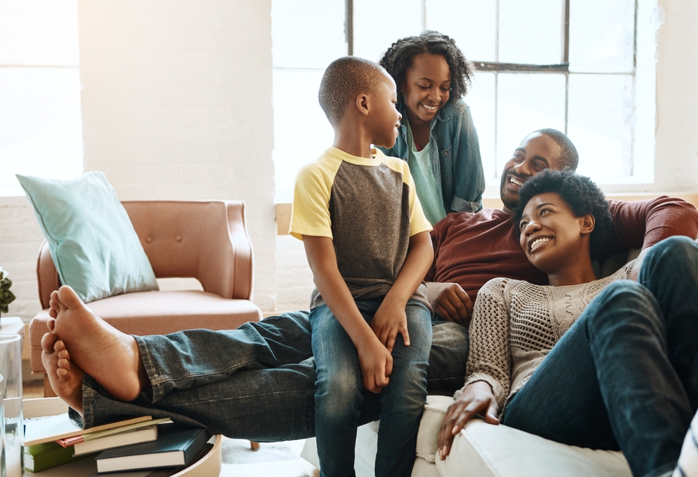 Família em sua própria residência;