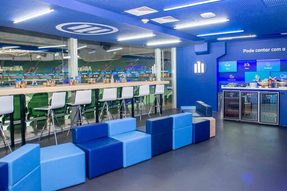 Camarote do Allianz Parque: Camarote Meio do Campo na vista interna.