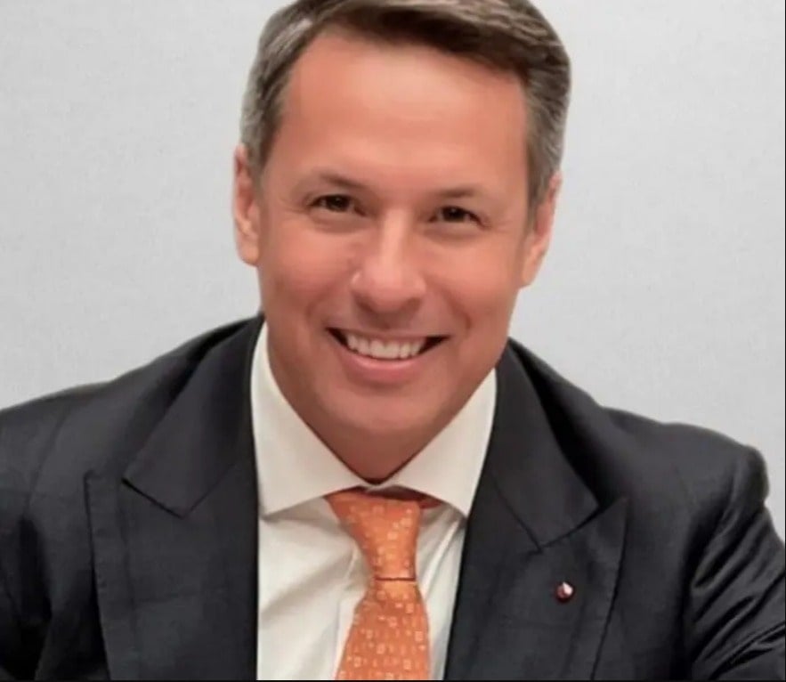 foto do novo diretor executivo comercial