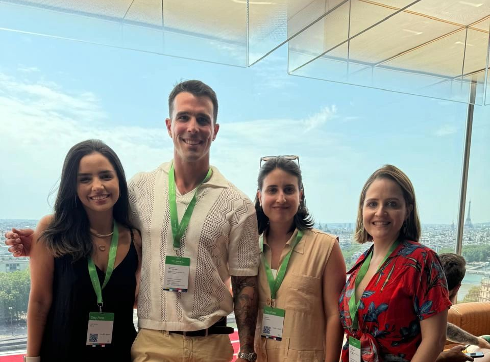 foto em grupo de colaboradores
