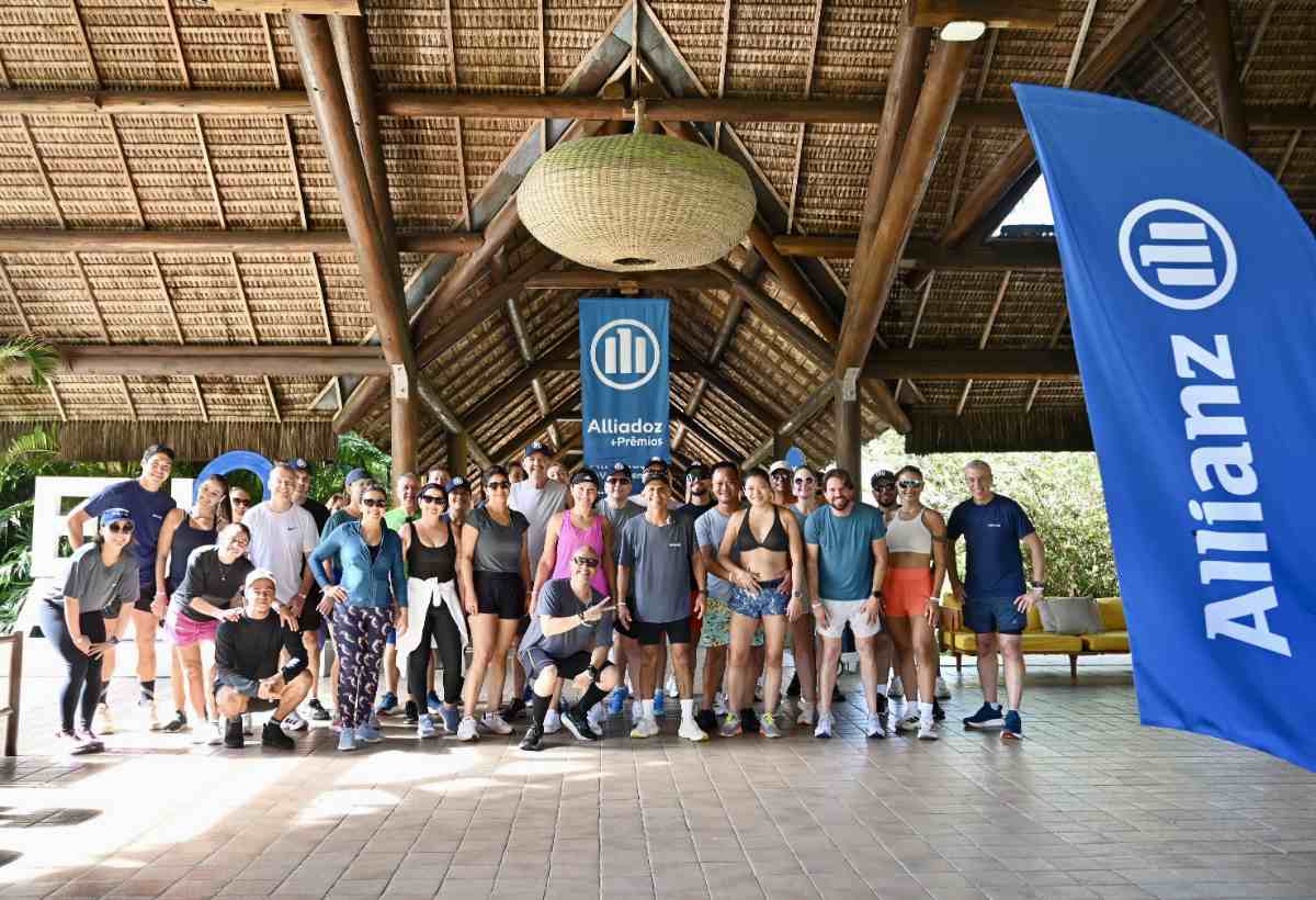 Corretores premiados do Alliadoz em experiência exclusiva da Allianz na Bahia.