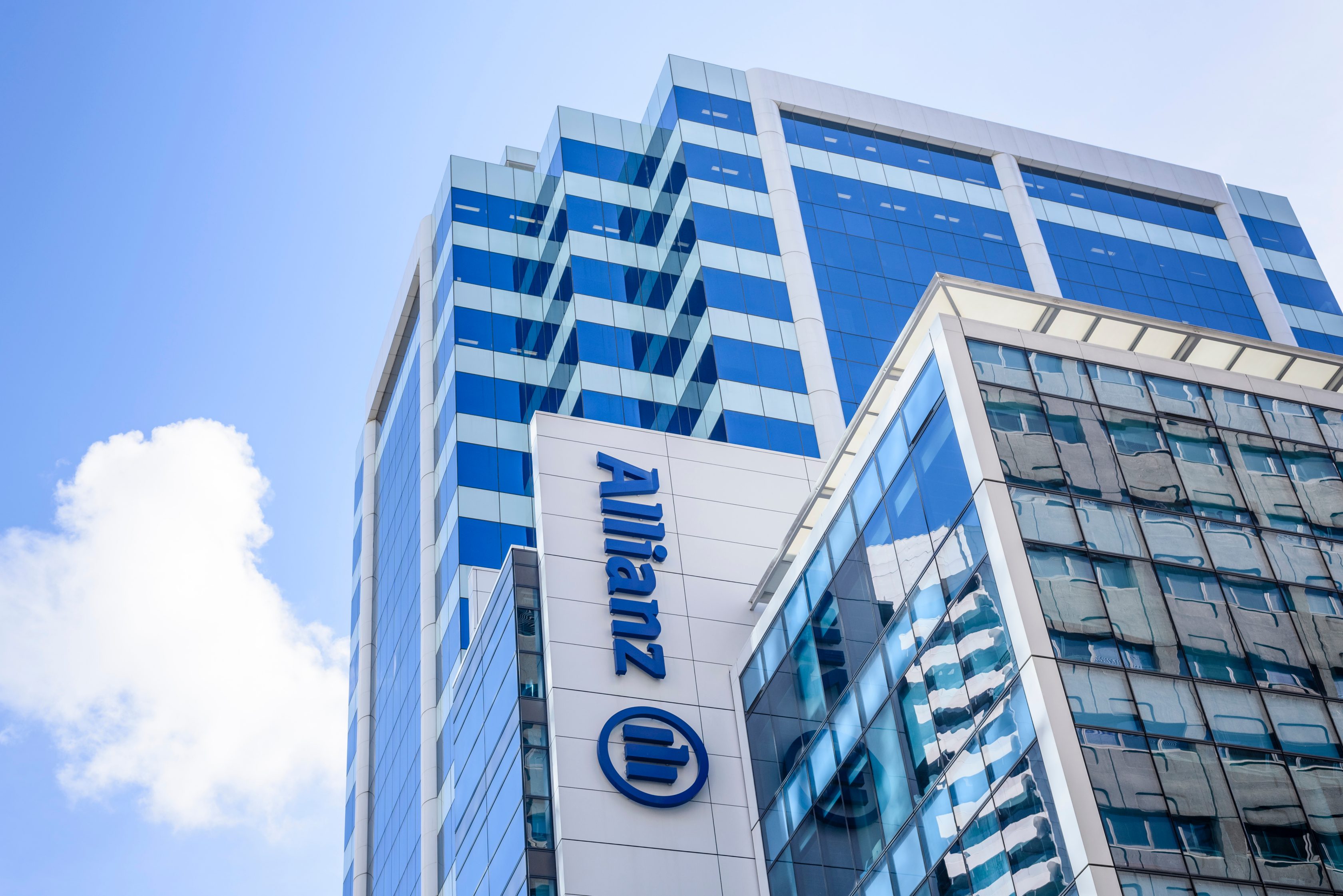 Imagem de um Prédio da Allianz
